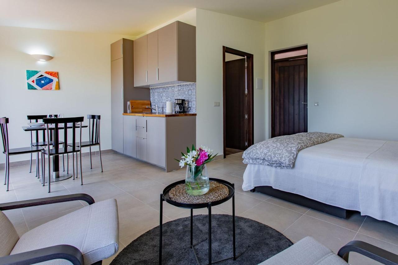 Corte Velada Guest House By Lovelystay Lagos Esterno foto