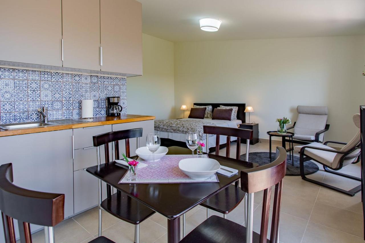 Corte Velada Guest House By Lovelystay Lagos Esterno foto