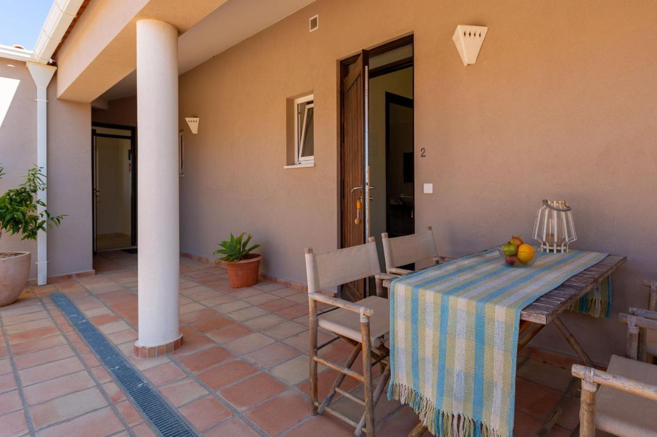 Corte Velada Guest House By Lovelystay Lagos Esterno foto