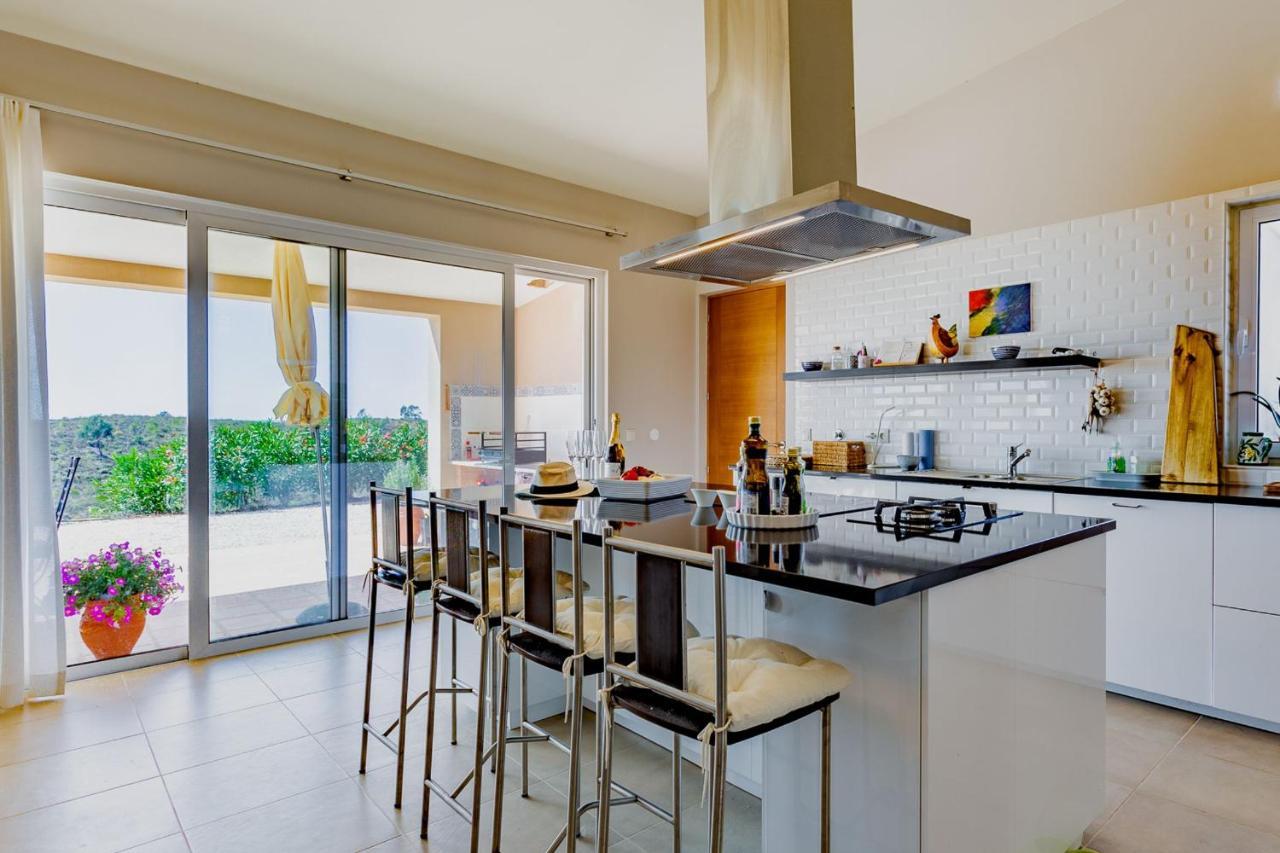 Corte Velada Guest House By Lovelystay Lagos Esterno foto