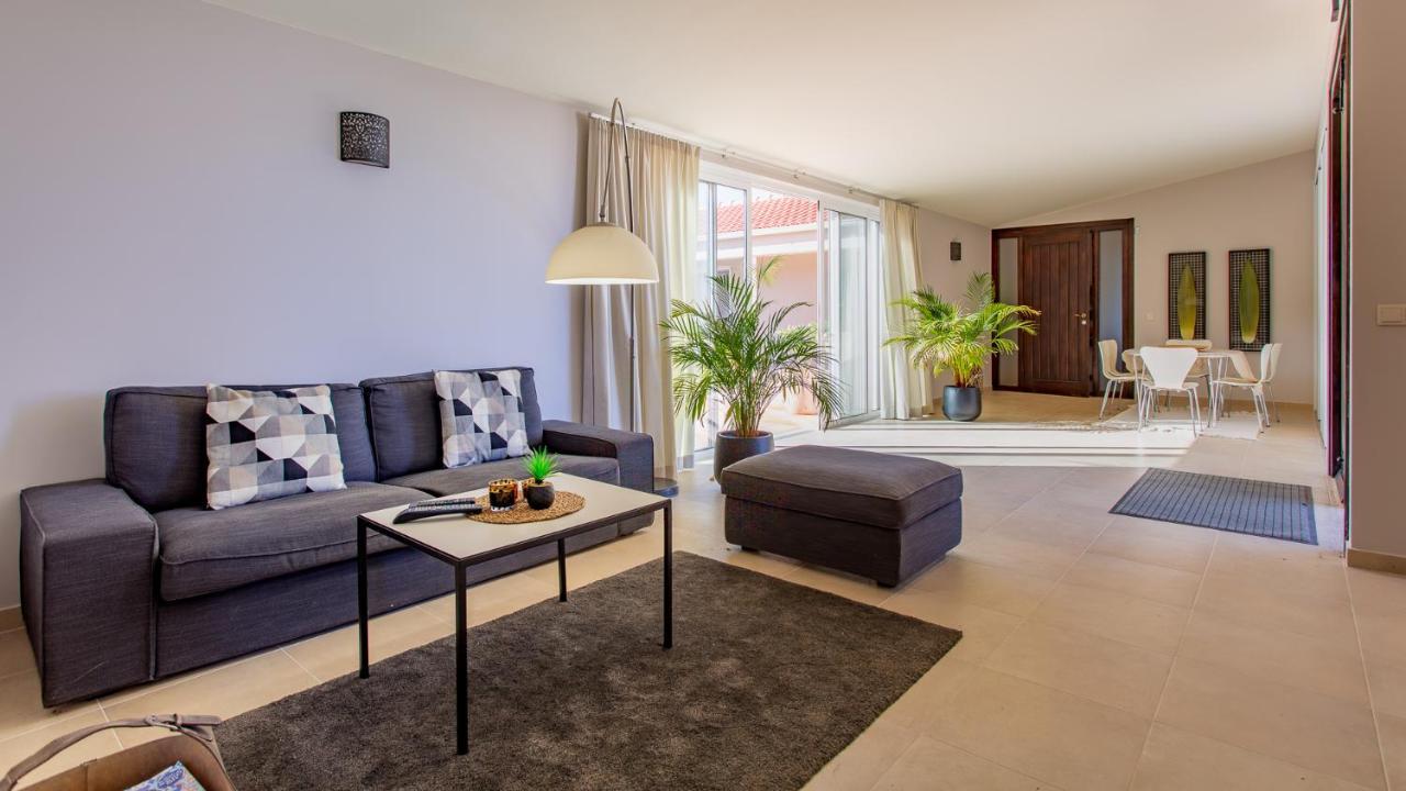 Corte Velada Guest House By Lovelystay Lagos Esterno foto